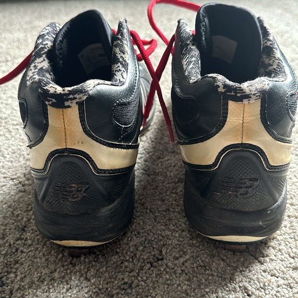 New Balance baseball cleats - Picture 8 of 9
